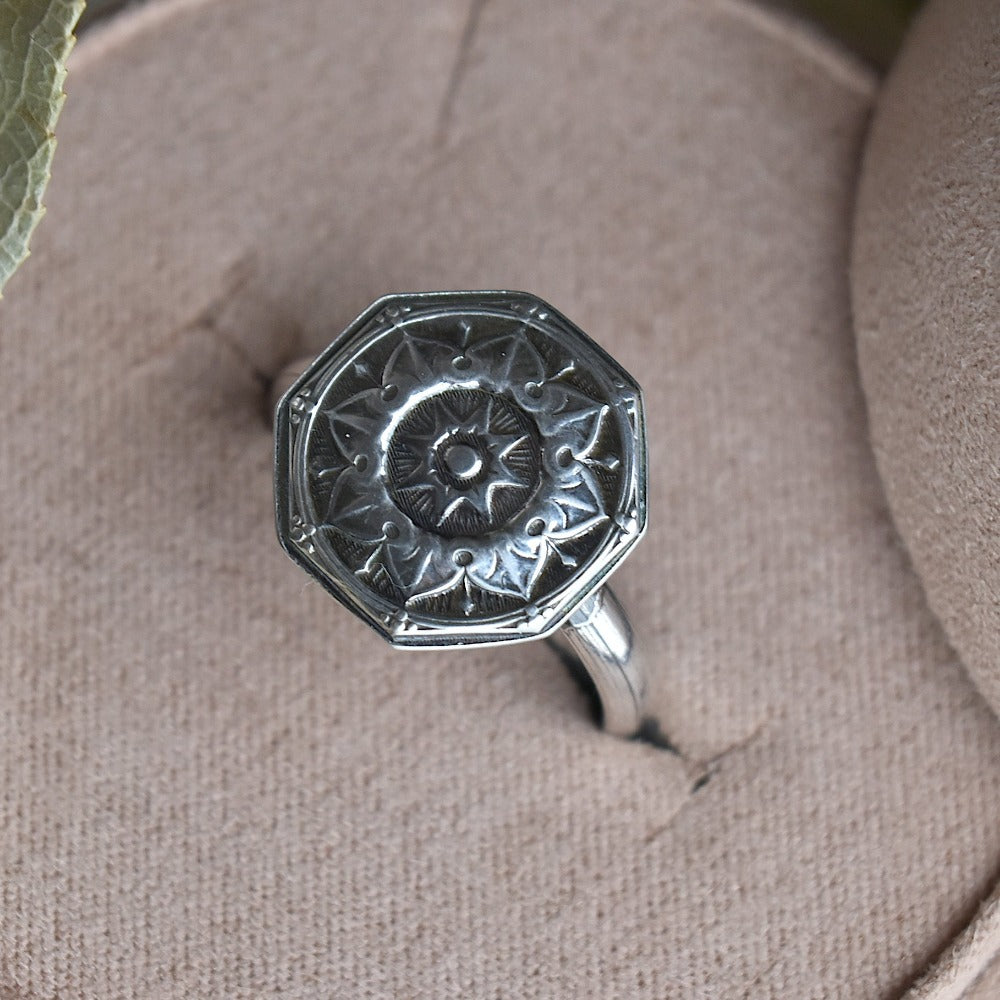 Cathedral Window Ring - Magpie Jewellery