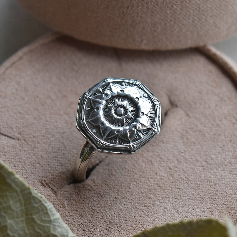 Cathedral Window Ring - Magpie Jewellery