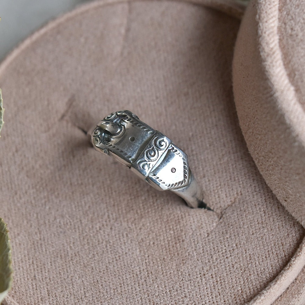 Belt Buckle Ring - Magpie Jewellery