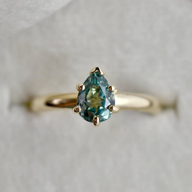 Lab-Grown Green Sapphire Engagement Ring - Magpie Jewellery