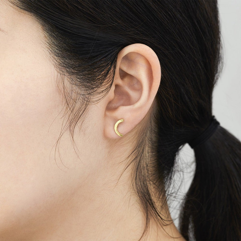 18k Yellow Gold Arc Studs | Magpie Jewellery