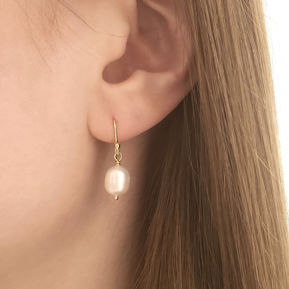 Classic Pearl Drop Earrings - Magpie Jewellery