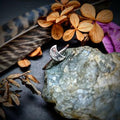Crescent Moon Ring - Magpie Jewellery