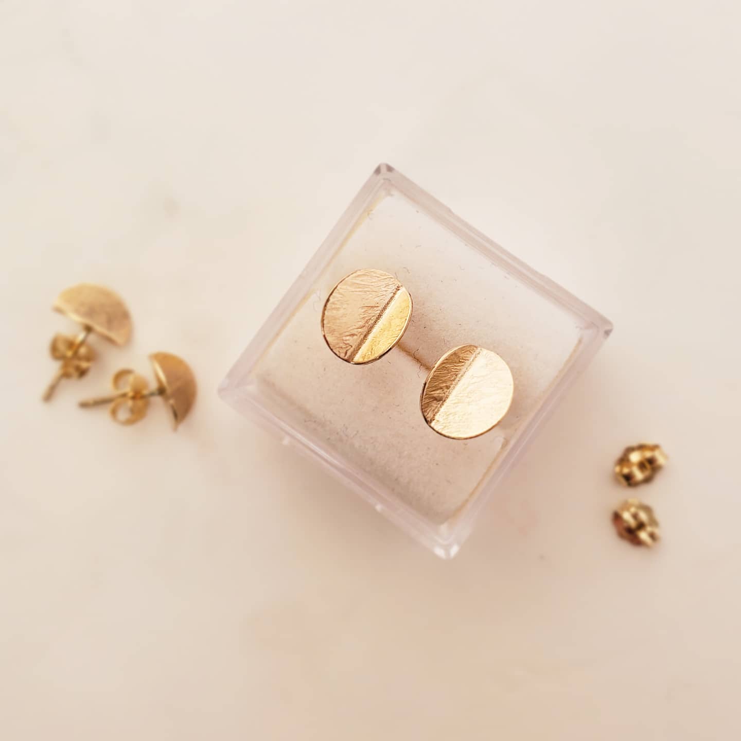 Eucalyptus Mini Studs 14k Gold - Magpie Jewellery