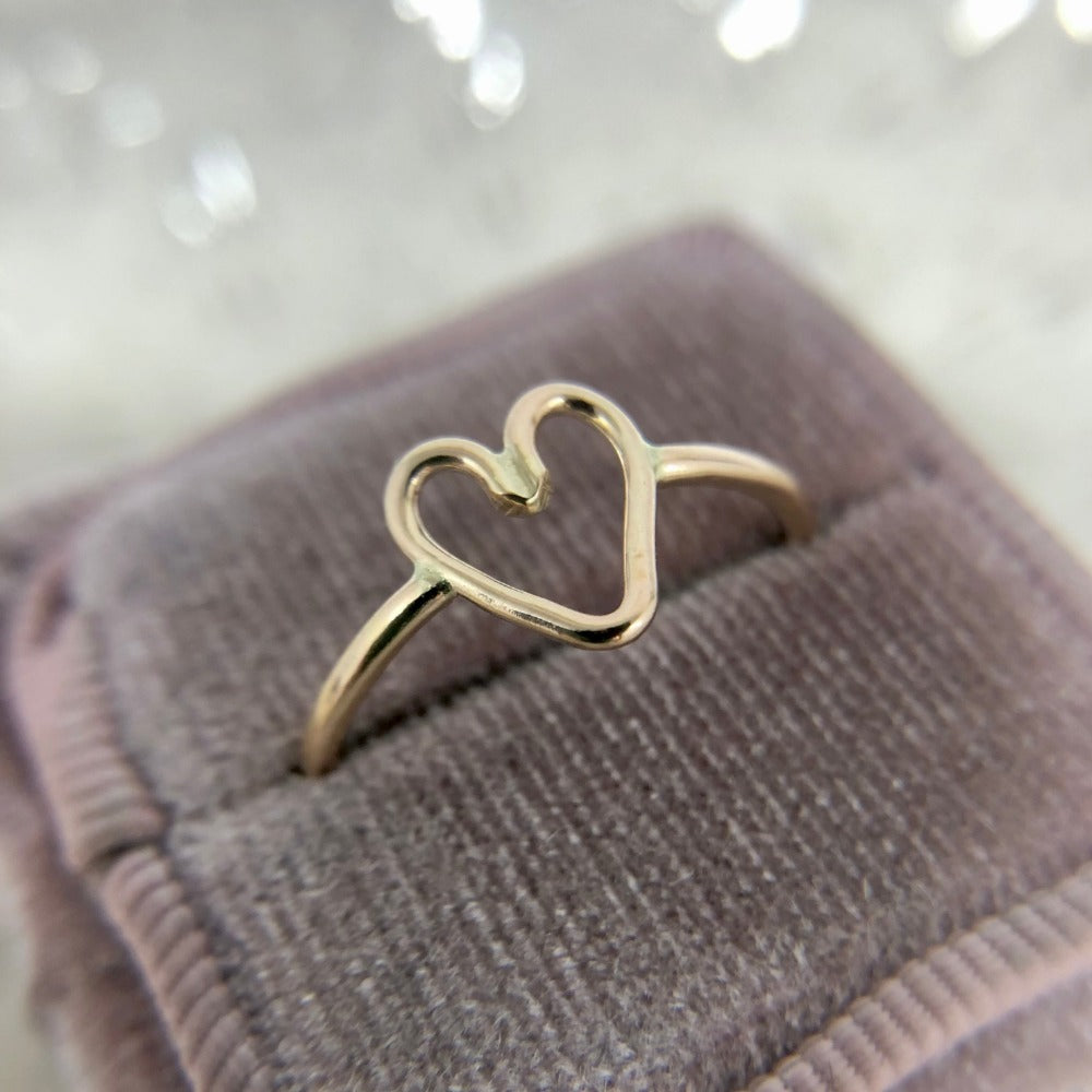 14k Heart Ring - Magpie Jewellery