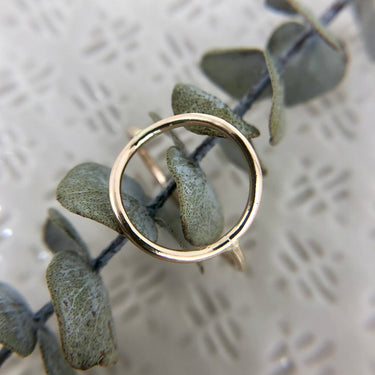 14k Circle Ring - Magpie Jewellery