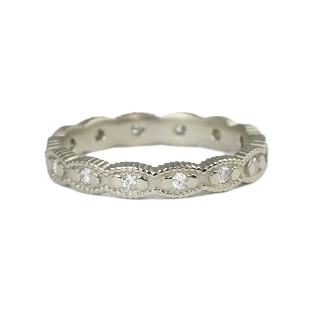 Ribbed Scallop Band White Gold | Magpie Jewellery