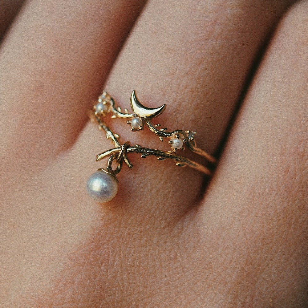 Moon Guardian Ring - Magpie Jewellery