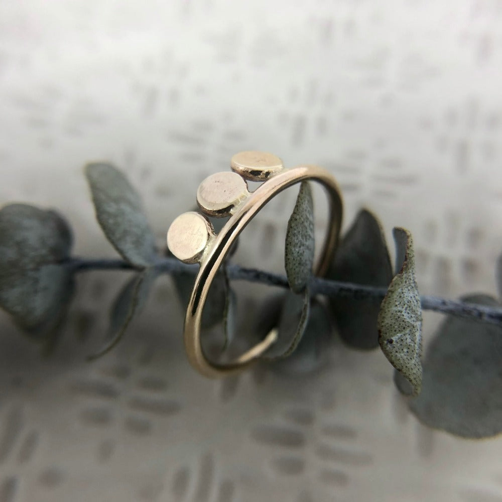 14k Pebble Ring - Magpie Jewellery