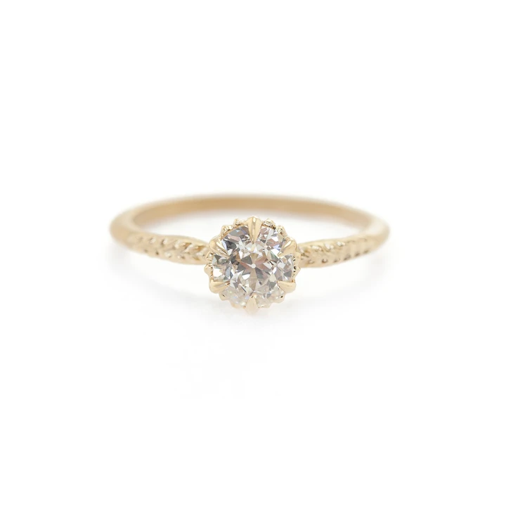 Evergreen Solitaire Ring - Magpie Jewellery