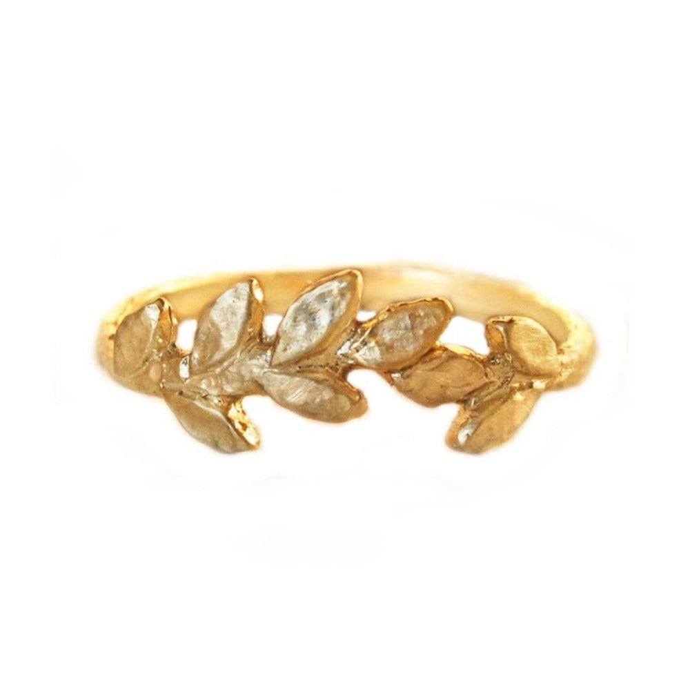 Golden Wreath Band - Magpie Jewellery