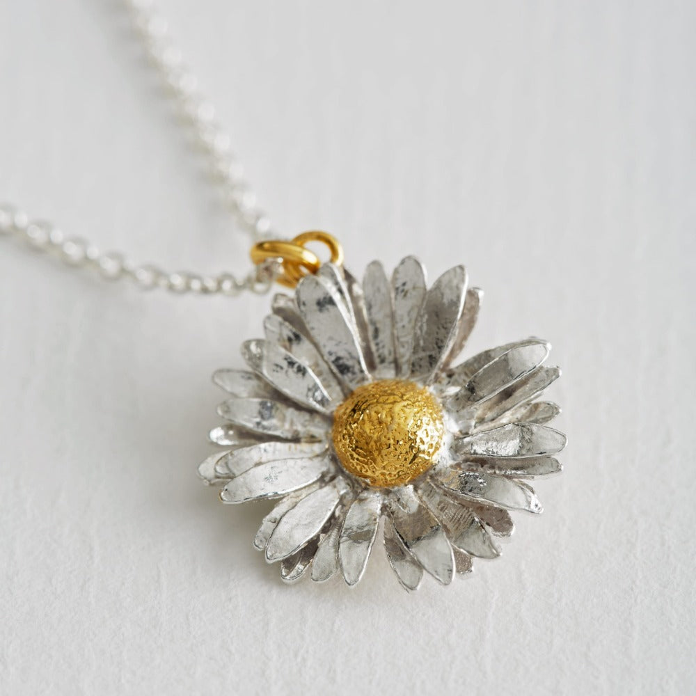 Daisy Necklace - Magpie Jewellery