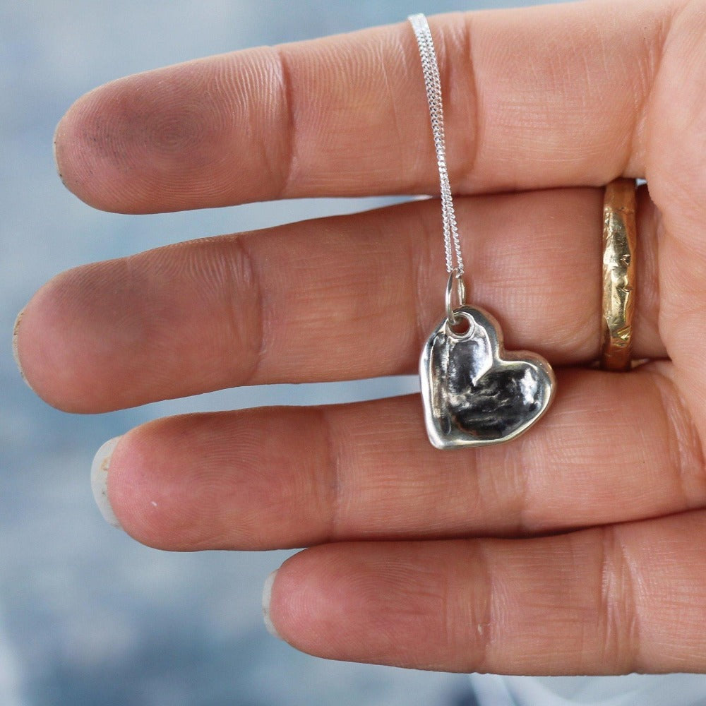 Heart Pebble Pendant - Magpie Jewellery