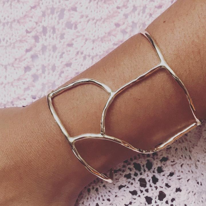 Serenella Standing Wave Cuff Bracelet - Magpie Jewellery