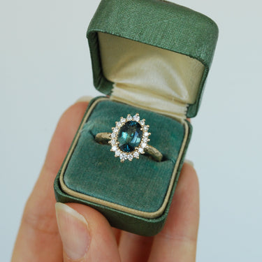 Vintage Rosetta with  1.54ct Teal Green Sapphire - Magpie Jewellery