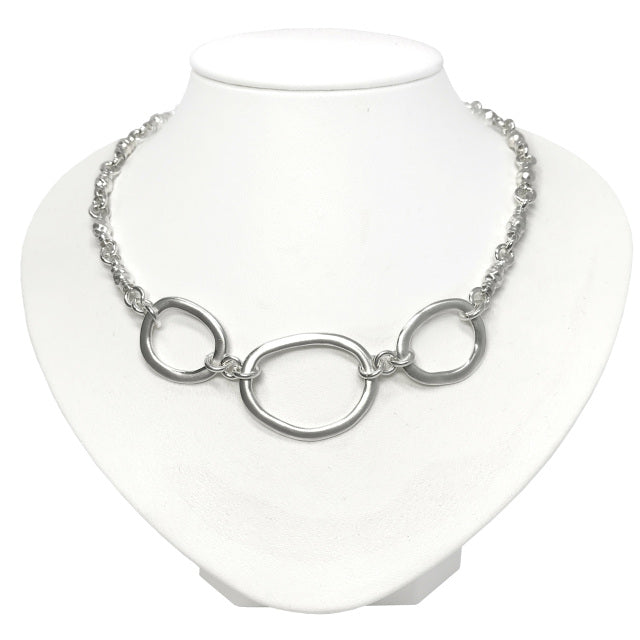 Trio Circlet on Gravelle Chain | Magpie Jewellery