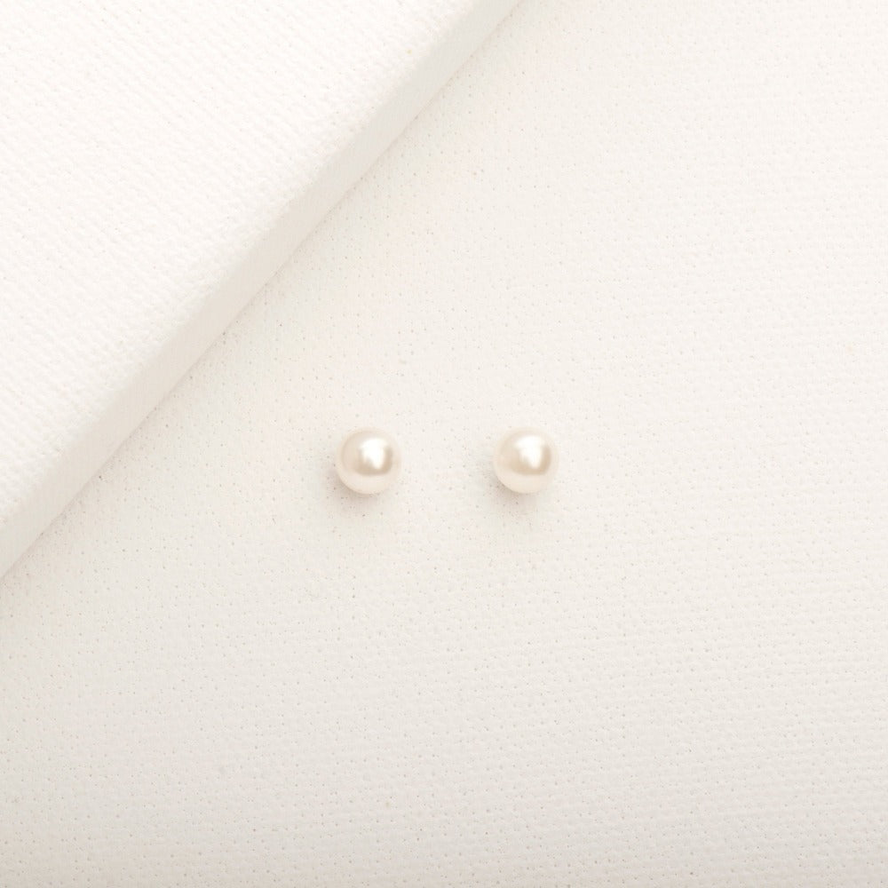 Swarovski Pearl Studs - Magpie Jewellery