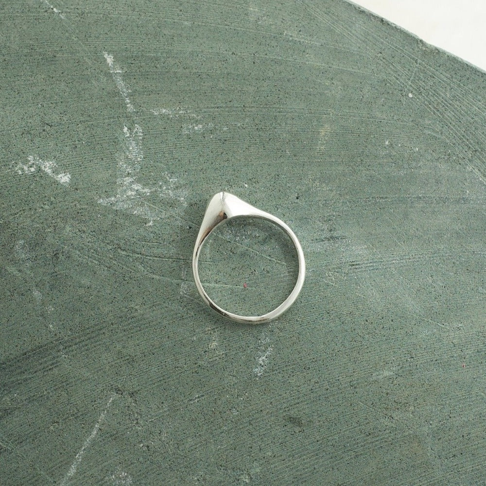 Overgrown Signet | Magpie Jewellery-Silver