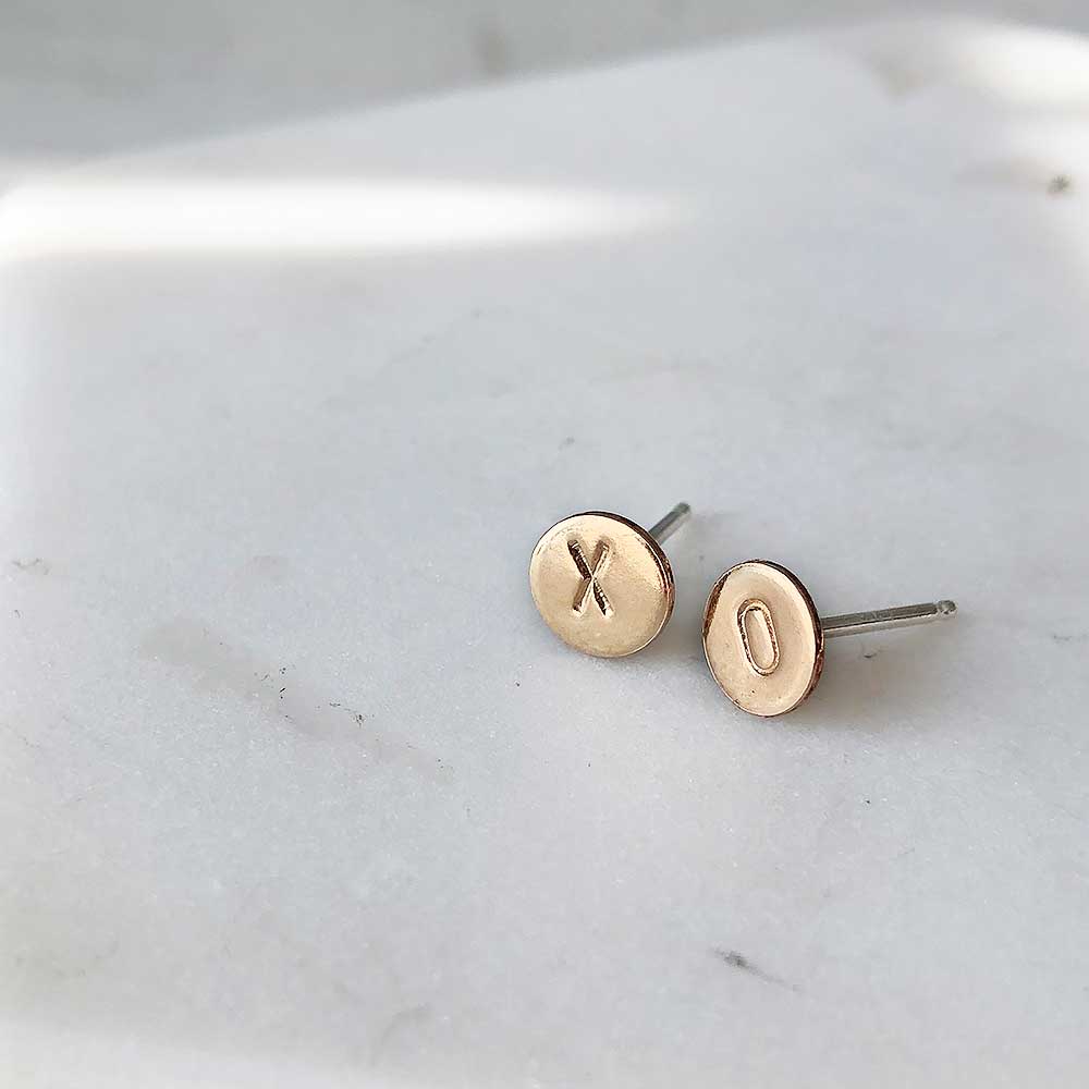 XO Stud Earrings - Magpie Jewellery
